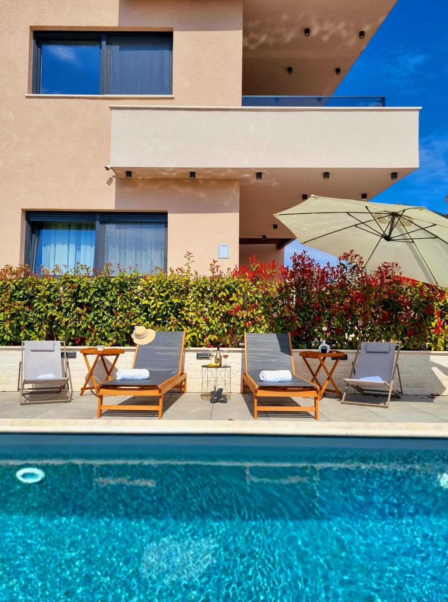 Seaview Apartment Sveti Filip i Jakov Bagian luar foto